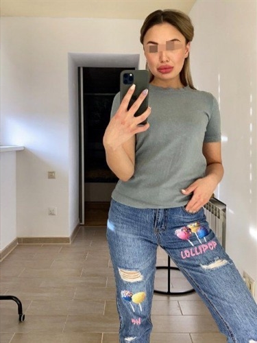 Nije, 21, San Giljan - Malta, Elite escort