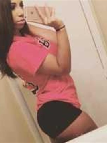 Varthika, 20, Odense - Denmark, Outcall escort