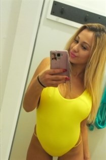 Ljilja, 27, Achern - Germany, Male female female