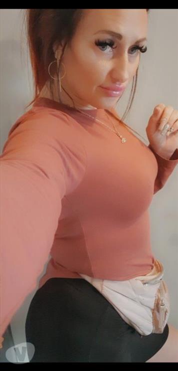 Tuomi, 27, Le puy en Velay - France, Incall escort